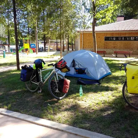 Teiraboa Base Camp Kamp alanı