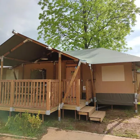 Teiraboa Base Camp אתר קמפינג *