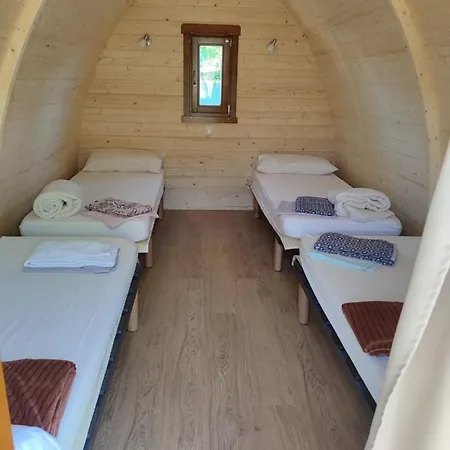 Teiraboa Base Camp