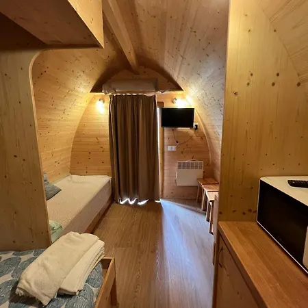Teiraboa Base Camp Kamp alanı *