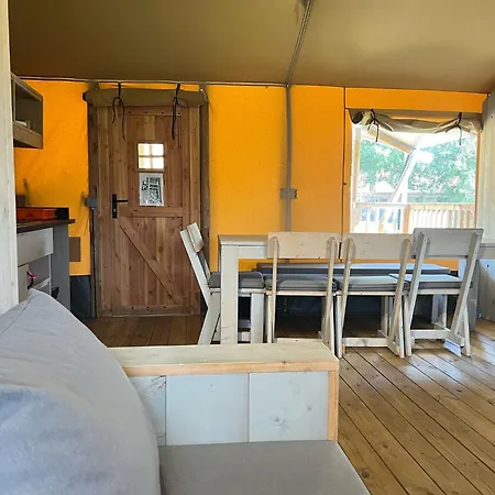 Teiraboa Base Camp