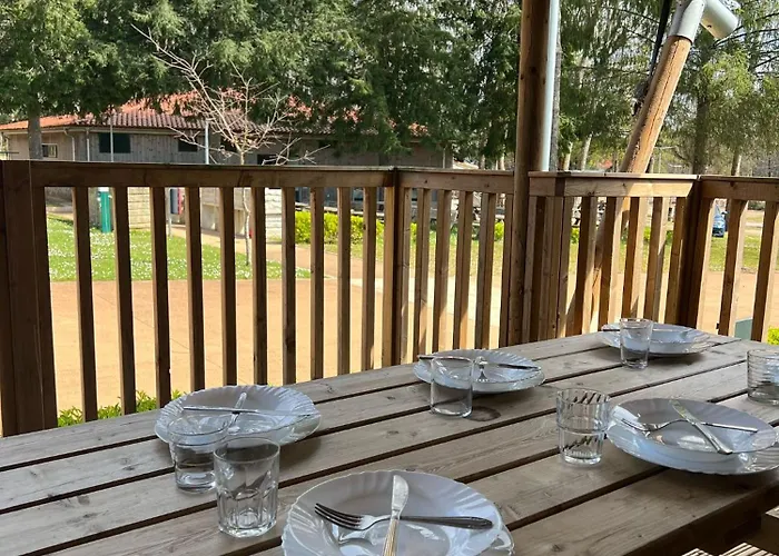 Teiraboa Base Camp Campeggio