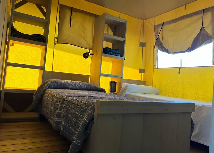 Teiraboa Base Camp Campeggio Arzúa